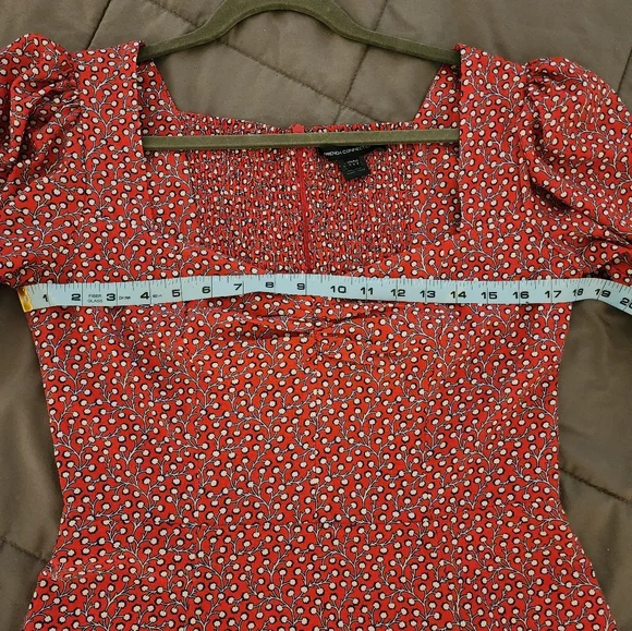 French Connection Elao Drape Puff Sleeve Dress Size 8 - EUC - Picture 9 of 11